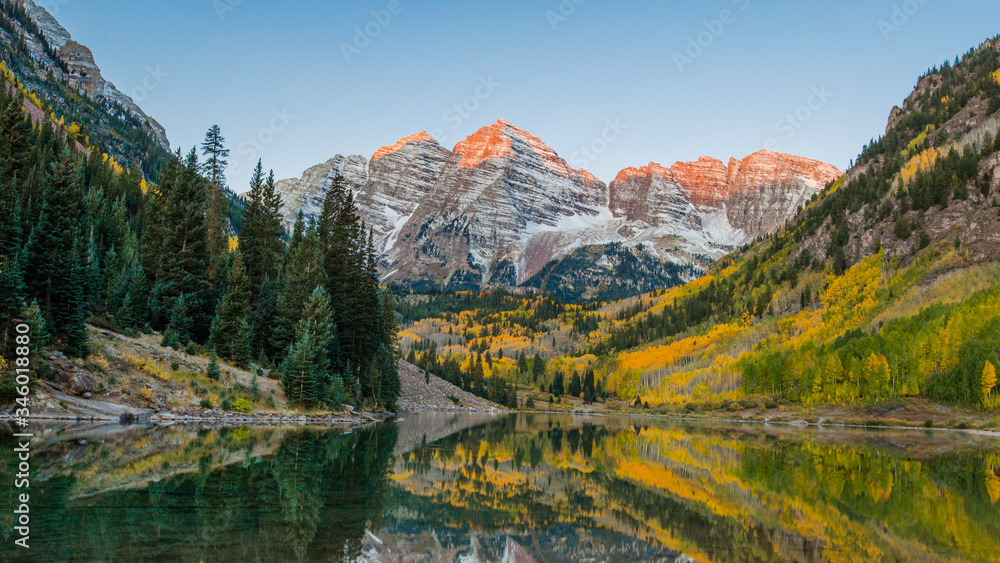 Landscape photo of Maroon bell at Colorado. in Aspen Colorado autumn season.