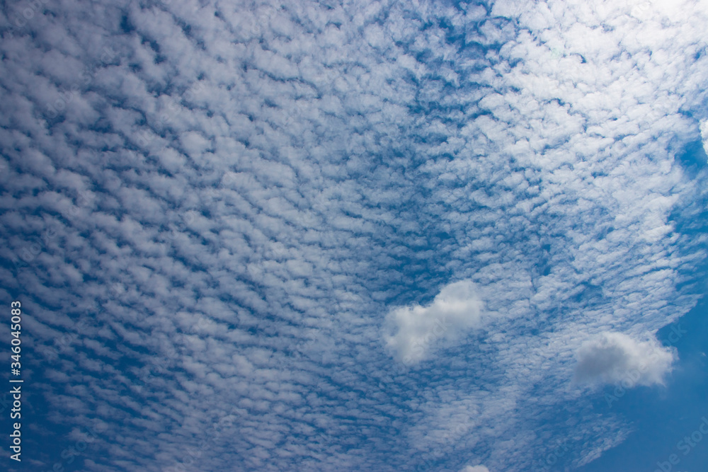 Obraz premium blue sky and cloudy