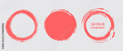 Set of grunge vector round and circle. Grunge background.