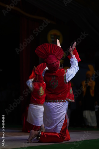 bhangra performance