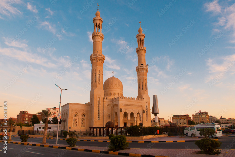 Naklejka premium Hurghada mosque Egypt at sunset 