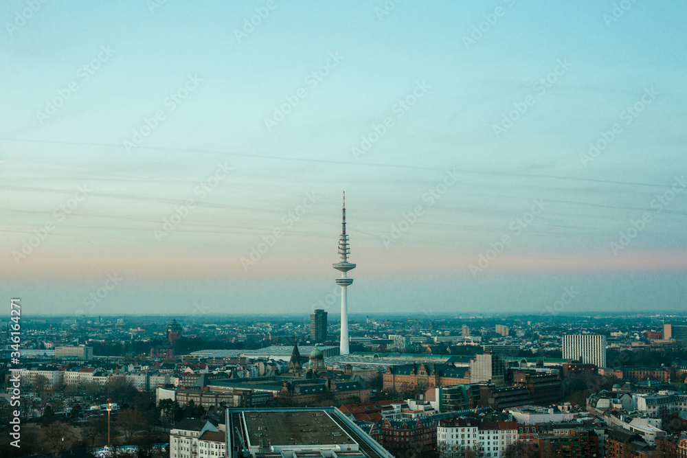 Fototapeta premium Transmission tower in hambrug, germany