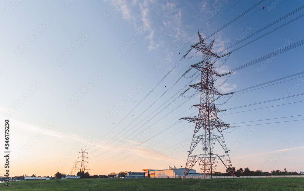 Electricity transmission power lines