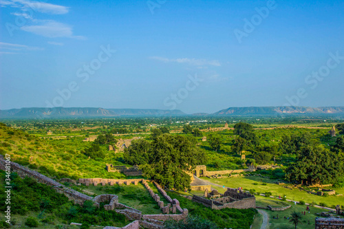 Kankwari fort in Sariska national park in india photo