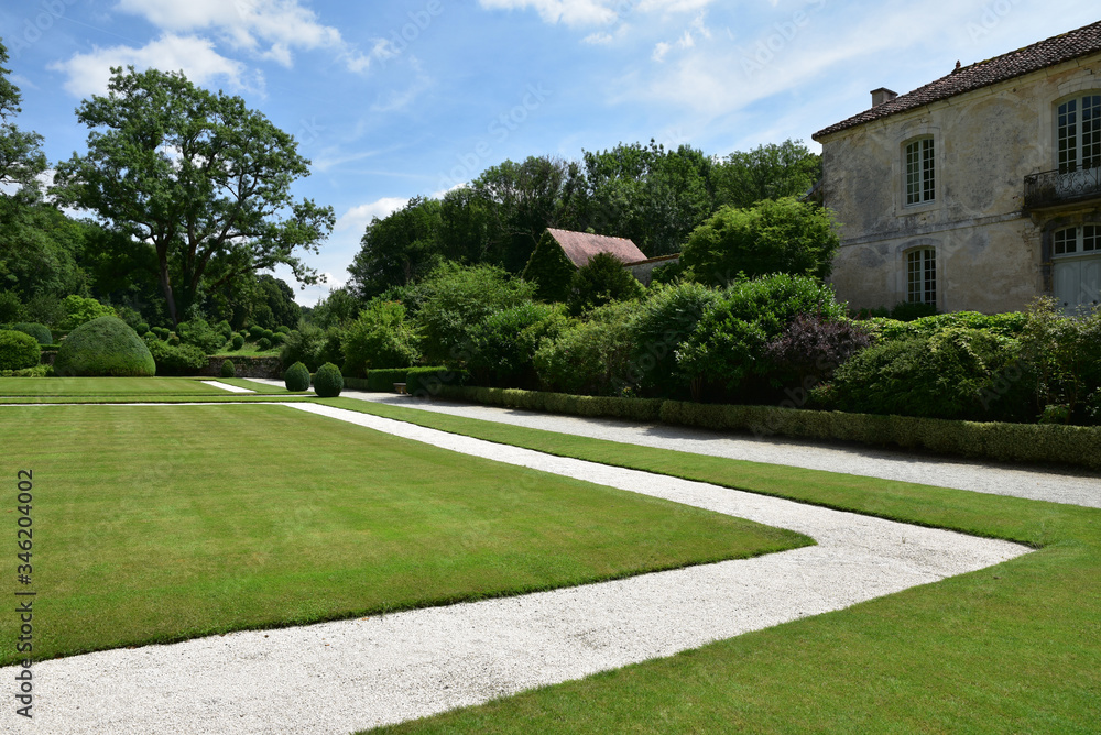 Obraz premium Jardin de l'abbaye de Fontenay en Bourgogne, France