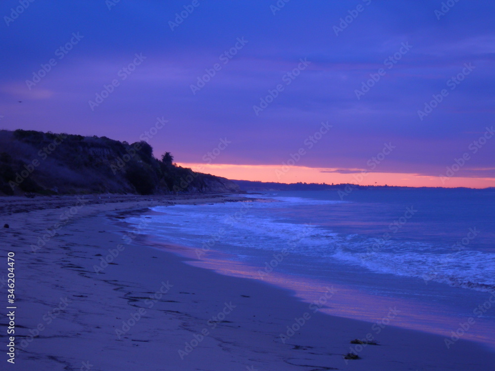 Amzingly beautifyl purple sunrise in Santa Barbara California USA