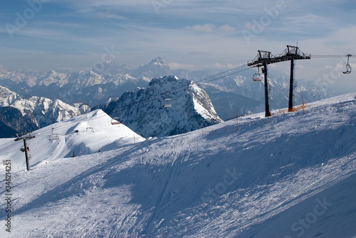 Austrian Alps, ski slopes in Tyrol © otherside7