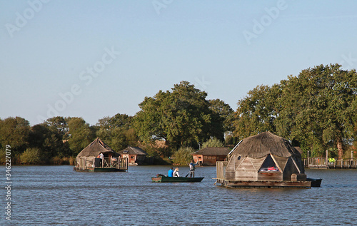 Cabanes sur l'eau photo