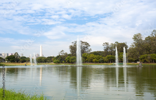 Ibirapuera Park completely empty due to coronavirus quarantine (COVID-19)