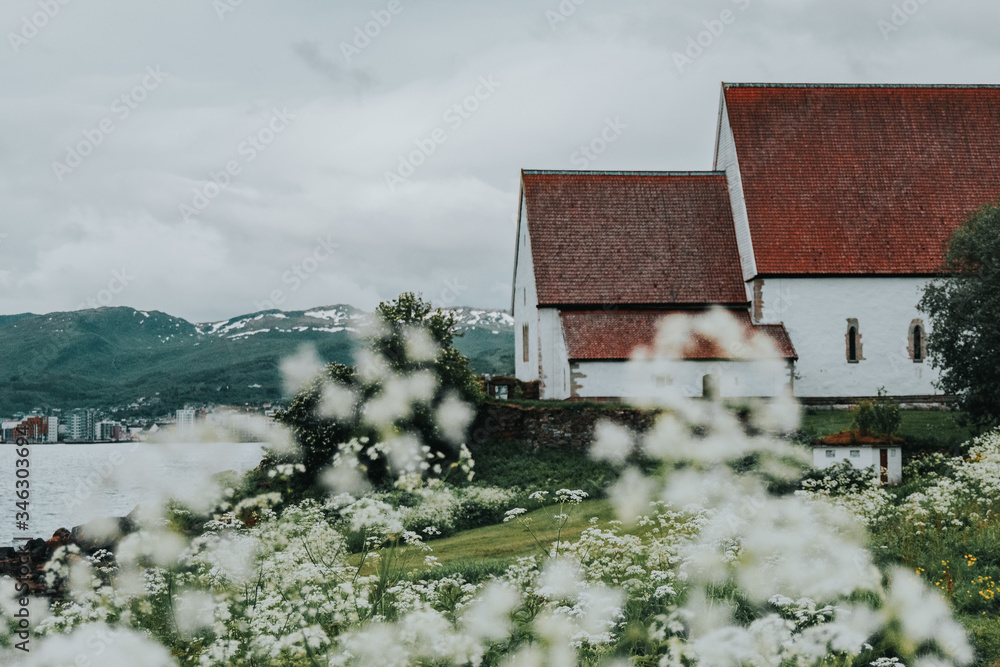 house in the mountains