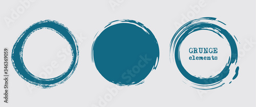 Set of grunge vector round and circle. Grunge background.