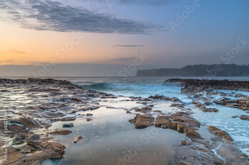 Fototapeta Naklejka Na Ścianę i Meble -  Coastal Sunrise Seascape from Rock Platform