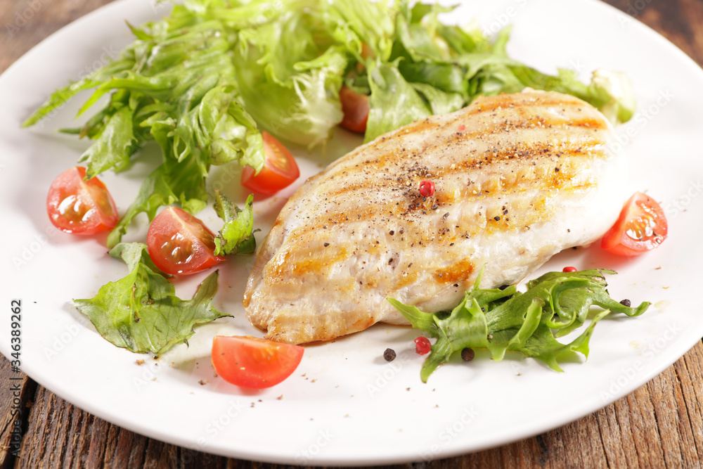 grilled chicken fillet with lettuce grilled chicken fillet with lettuce