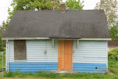 Abandoned House photo