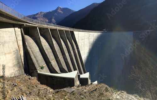 Verzasca dam 
