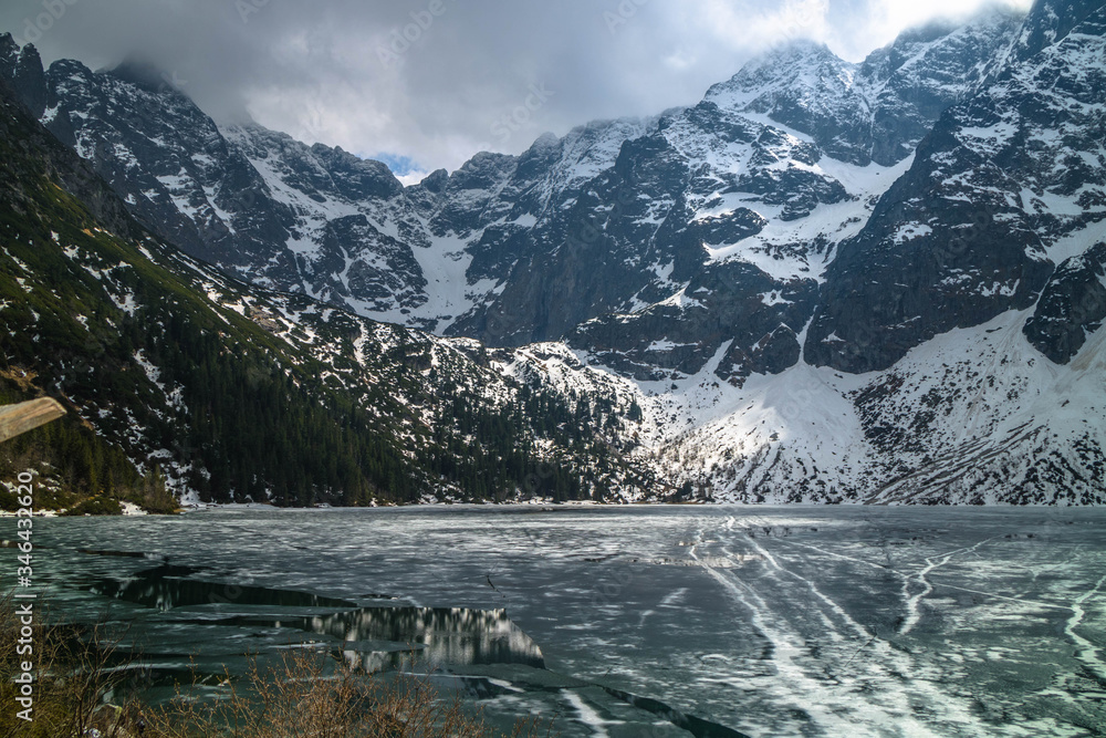 Wiosenne Morskie Oko w Tatrach Wiosenne Morskie Oko w Tatrach