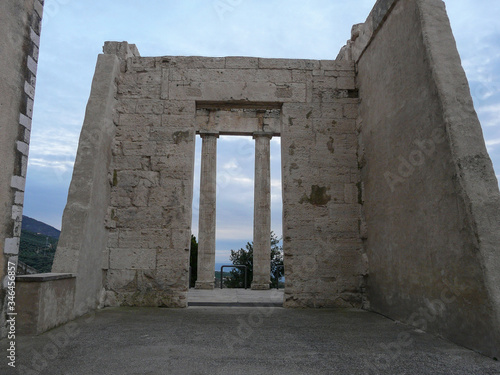 Fotobehang temple of Hercules in cori lazio