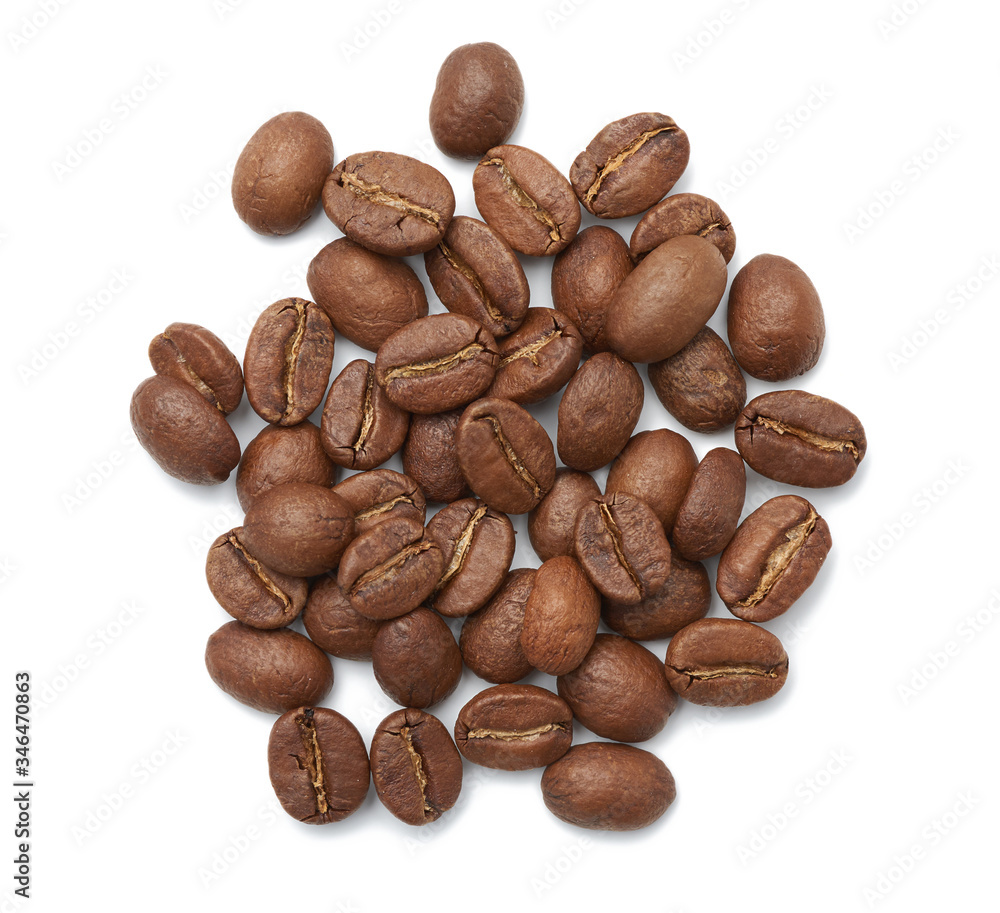 Naklejka premium roasted coffee beans arabica isolated on a white background