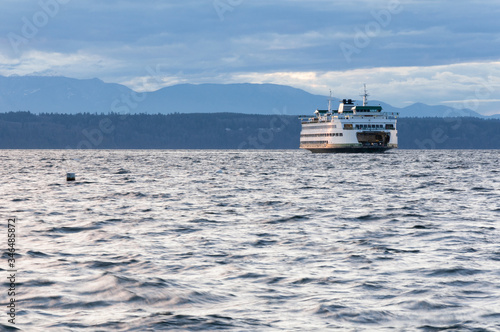A ferry sailing to Kingston from Edmonds, WA