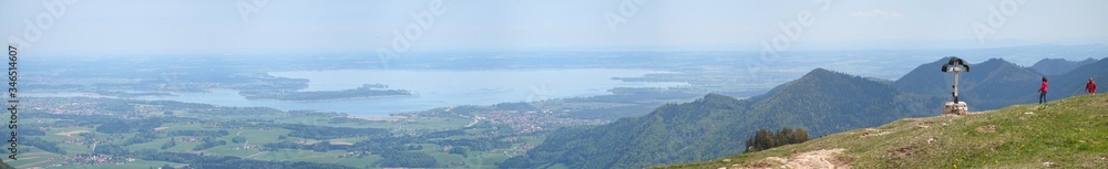 XXL-Panorama vom Laubenstein