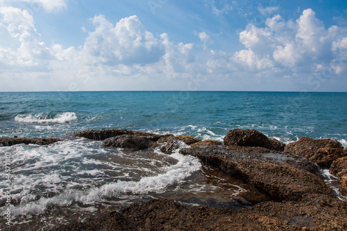 sea and rocks