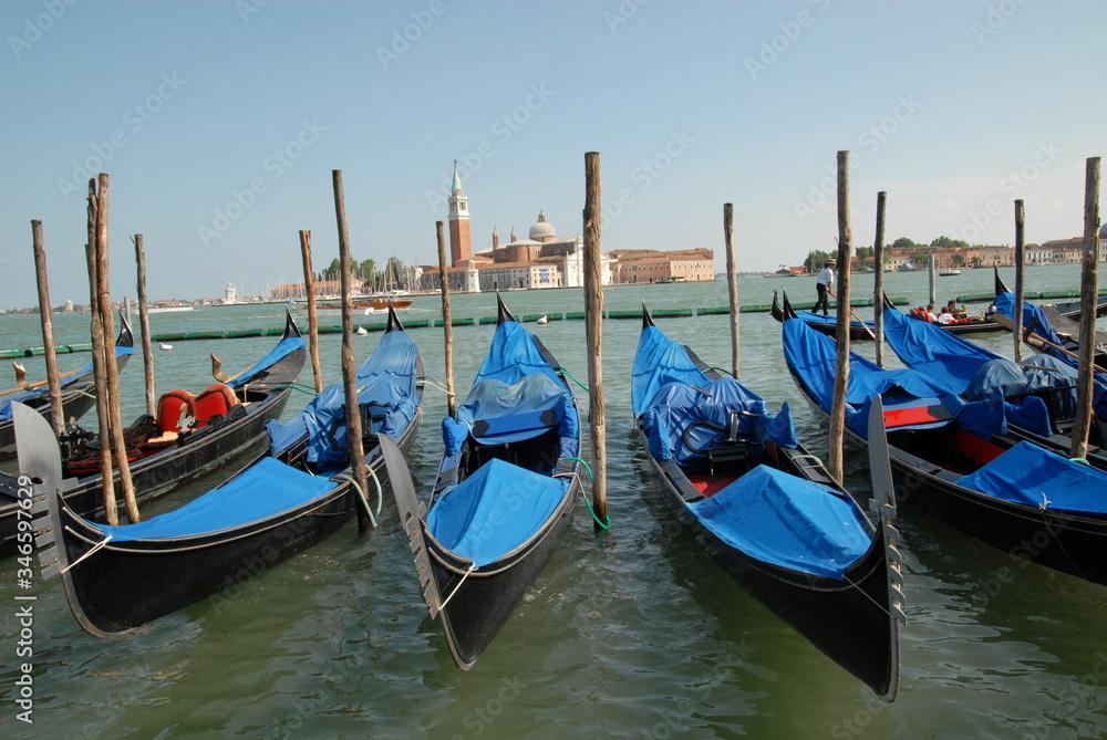 góndolas en venecia