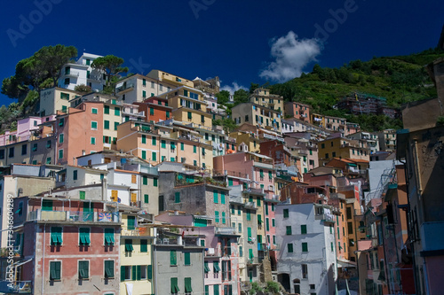 Riomaggiore, Wioska w skałach - Cinque Terre, Liguria, Włochy  © Mariusz Konopnicki