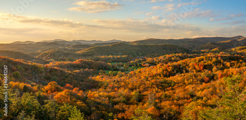 Canvas Print Autumn sunset at Flat Rock overlook on the Blue Ridge parkway - north carolina