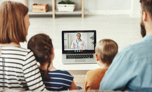 Video conference video chat with a doctor online.