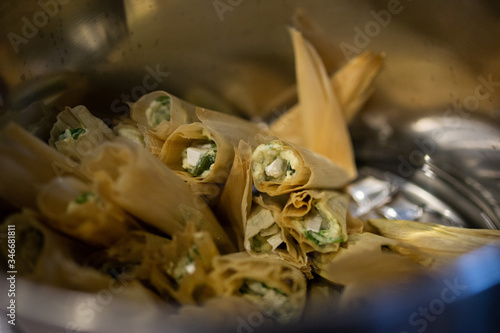 Obraz na plátně tamales cocinandose