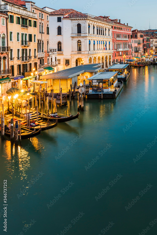 Tale of a night in Venice