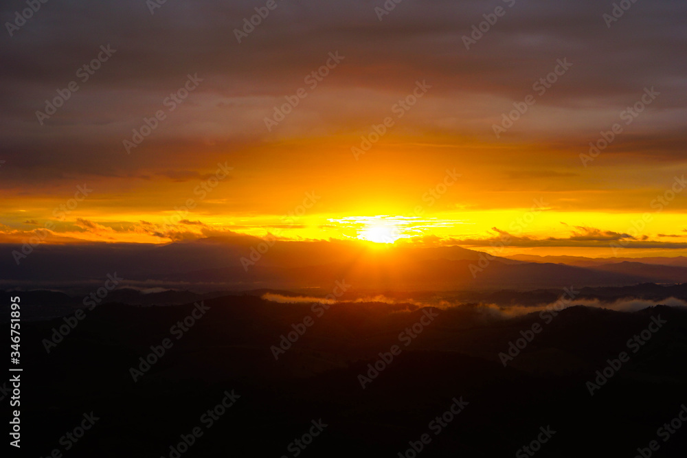Fototapeta premium sunrise in chaingrai thailand