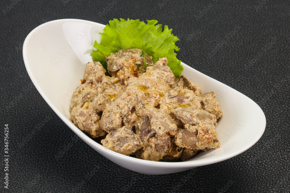 Chicken liver with cream and dry tomatoes Chicken liver with cream and dry tomatoes