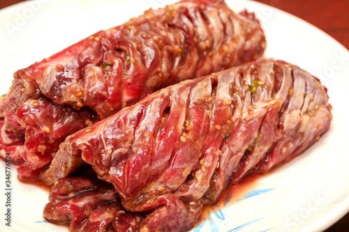 韓国焼肉、骨付きカルビ
