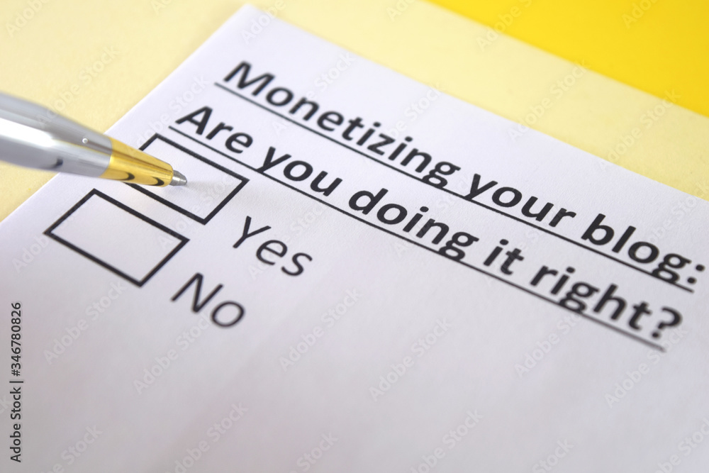 One person is answering question about monetizing blog. One person is answering question about monetizing blog.