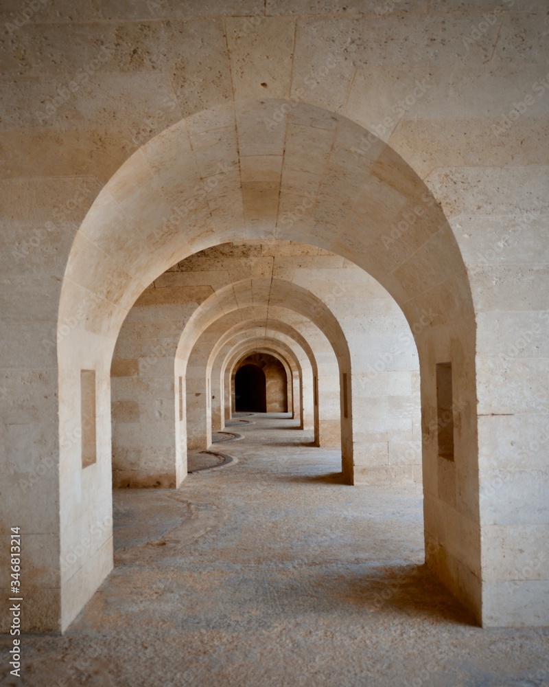 Arcos de mármol en Menorca