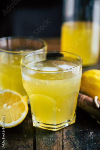 Citronnade fraiche fait maison - Boisson rafraichissante et hydratante