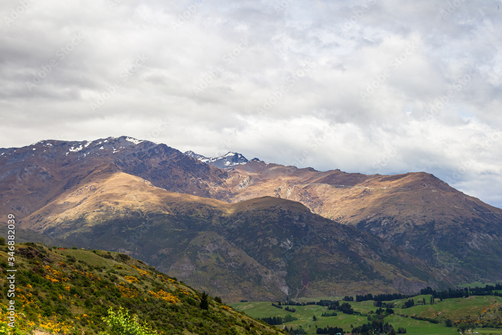 Mountain scenery Queenstown neighborhoods. New Zealand