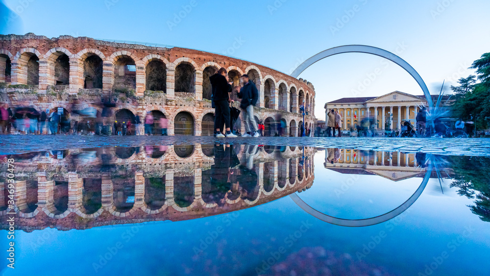 Verona, Arena, colosseum, Christmas star, Veneto, Italia