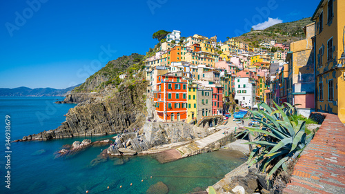 Fototapeta Naklejka Na Ścianę i Meble -  View of Riomaggiore, Liguria, Cinque Terre, Italy