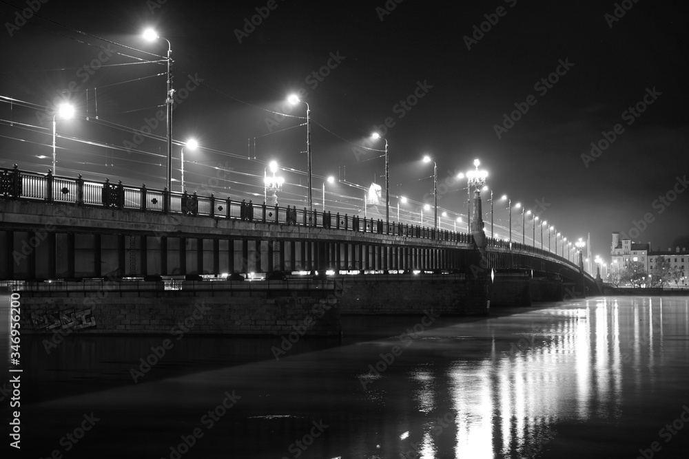 Fototapeta premium Puente de Riga