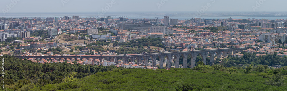 remarkable aqueduct historical examples of 18th century lisbon
