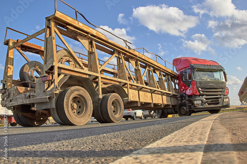 an exploding truck wheel caused an accident on the road