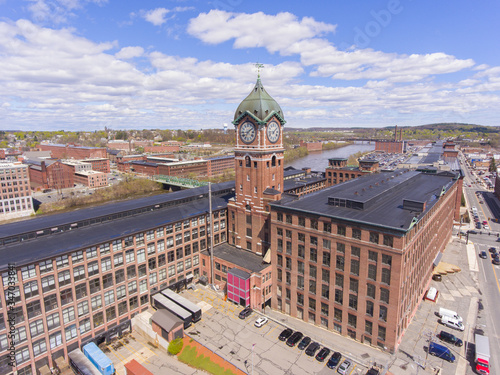 Cuadro en lienzo Historic Ayer Mills aerial view by the Merrimack River in downtown Lawrence, Massachusetts MA, USA