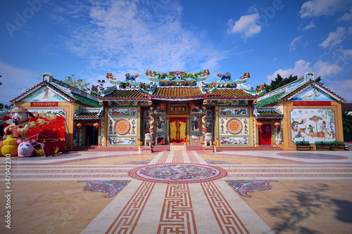 Schilderij op canvas Pueng Thao Kong Ma Shrine a Temple and Spiritual Center of Khon Kaen City