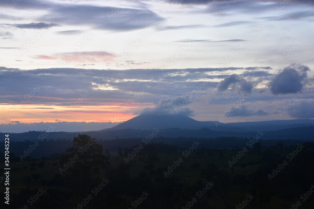 Sala Dusita Sunrise Viewpoint. Thung Salaeng Luang National Park (Nong Mae Na)