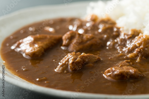 Obraz na płótnie コトコト煮込んだチキンカレーのアップ