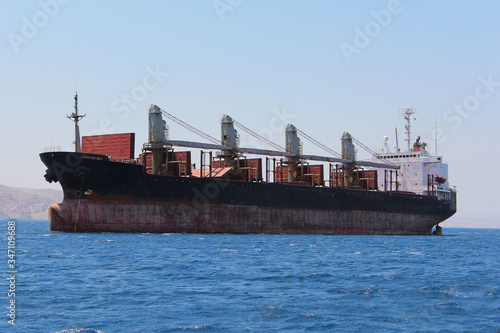 An old abandoned ship jokin...