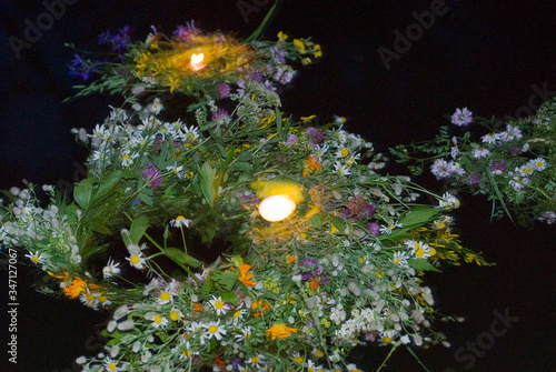 Wreath of flowers launched on holiday of Ivan Kupala