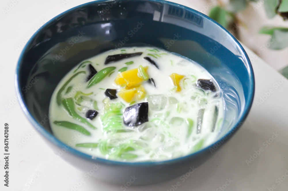 Thai dessert ,rice noodles made of rice eaten Thai dessert ,rice noodles made of rice eaten
